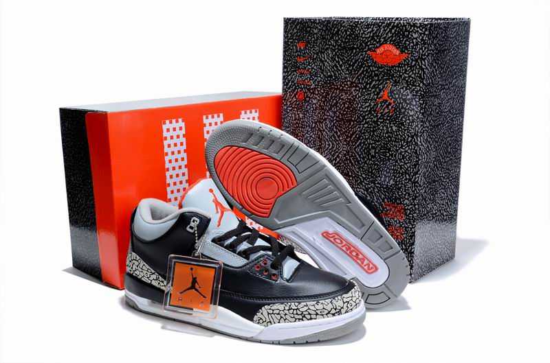 Air Jordan 3 White Cehommet 2011 En Ligne Vendre Nike Air Jordan 2011